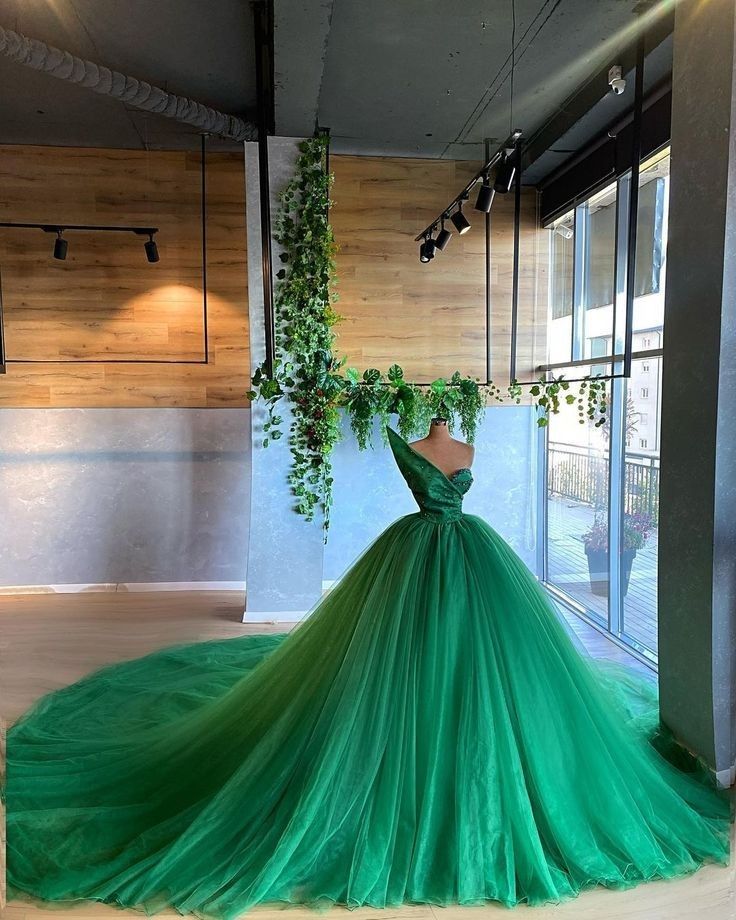 Grünes, modisches, wunderschönes Tube-Top mit langem Tüll-Trailing-Ballkleid, Abendkleid, Hochzeitskleid gh3161
