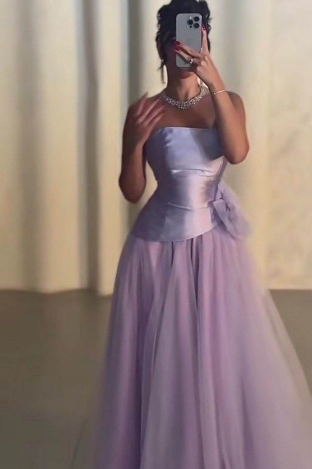 Ärmelloses lavendelfarbenes Satin- und Tüllkleid | Luxuriöses, elegantes Ballkleid mit Schleife in der Taille für Galabälle gh6480