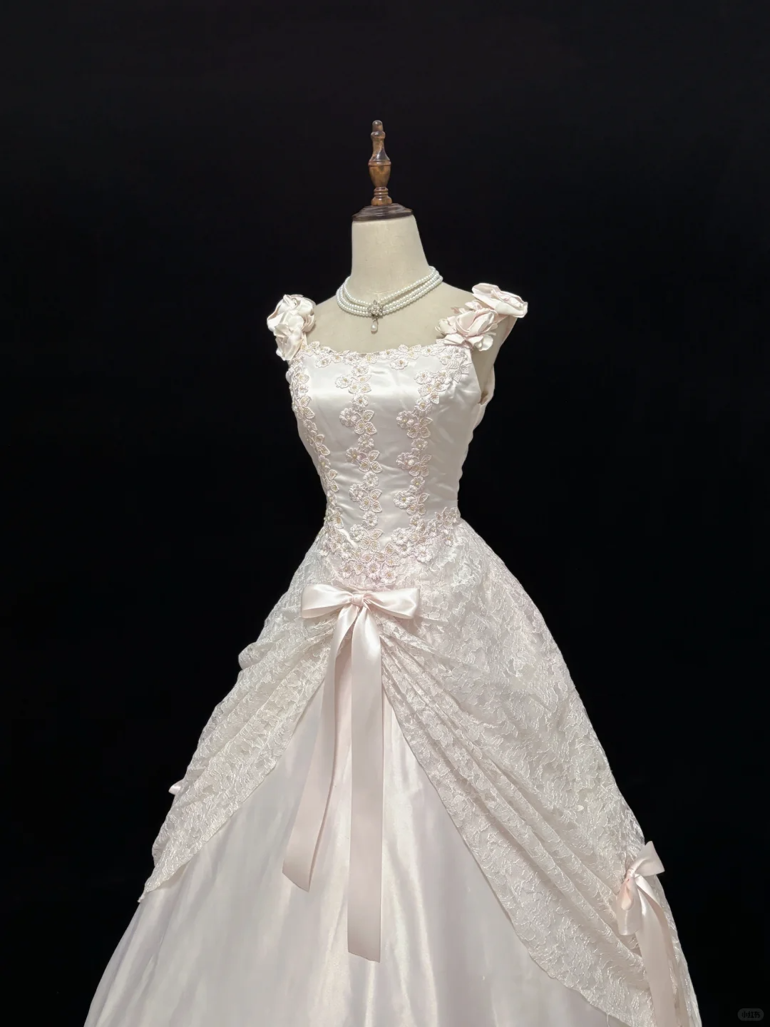 Blush Pink Spaghetti Strap Gown with Bow Detail, Cinched Waist, Embroidered Voluminous Vintage Skirt, Romantic Dress, Wedding Gown gh8102