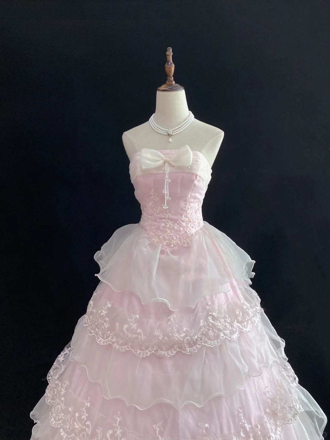 Light Pink Strapless Romantic Teen Gown With Butterfly Decorations, Cinched Waist & Voluminous Tiered Cake Skirt, Wedding Dress & Bridal Gown gh8156