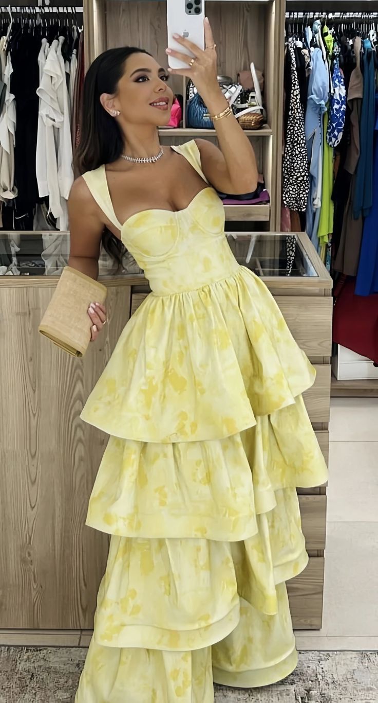 Robe de soirée longue à volants, jaune, élégante, sans manches, longueur au sol, robe de bal à plusieurs niveaux, robe de fête d'anniversaire, gh3034
