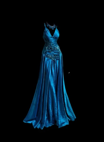 ✨Girlhomeshops-Royal Blue Beaded Embroidered Satin Deep V Formal Evening Gown gh10242