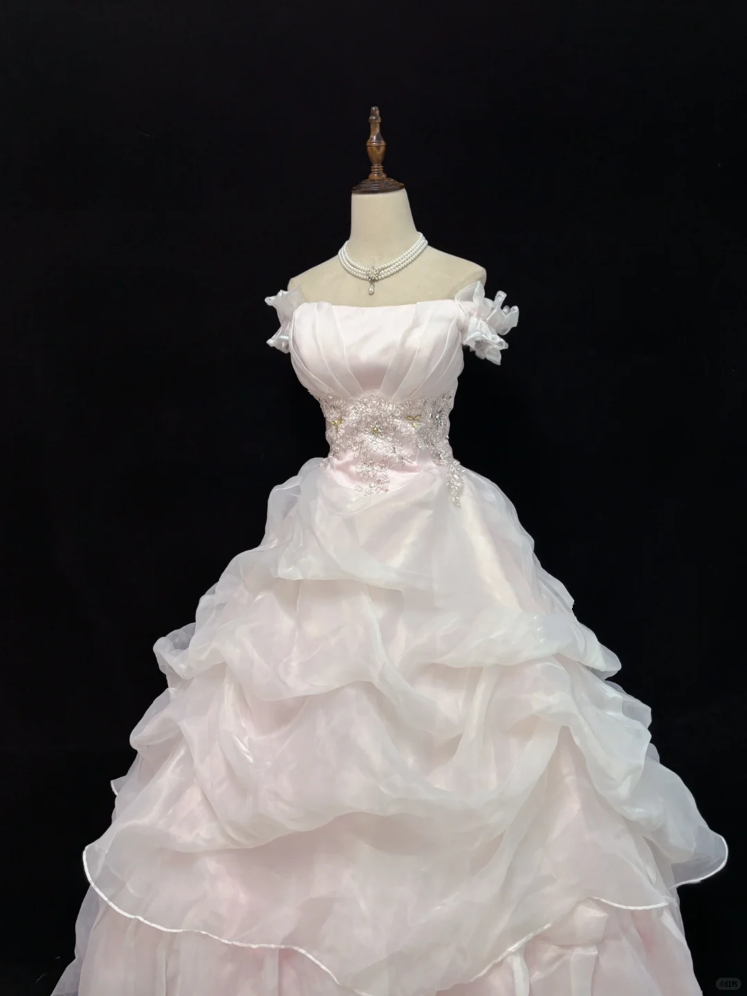Blush Pink Off Shoulder, Cinched Waist, Voluminous Princess Skirt Romantic Dress, Wedding Gown gh8081