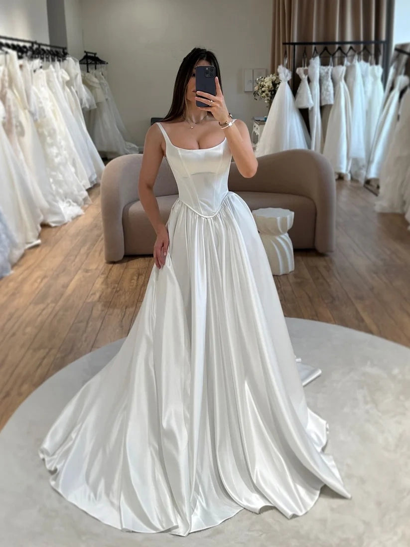 girlhomeshops – Weißes, elegantes Brautkleid aus Satin mit eckigem Ausschnitt gh6224