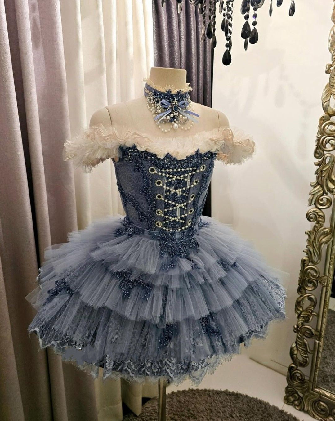 Blaues kurzes Tüllkleid mit Perlenrüschen, Ballkleid, Geburtstagspartykleid, gh4913