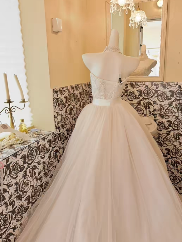 Ivory Lace Strapless Voluminous Skirt Tulle Long Romantic Dress, Wedding Gown gh7828