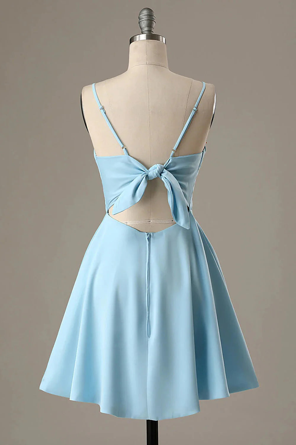 Robe de soirée courte en satin à bretelles spaghetti sans manches et nœud simple bleu gh808