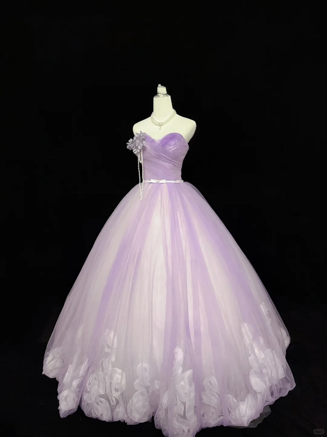 Romantic Wedding Gown, Lavender Strapless, Cinched Waist, Voluminous Full Skirt gh7909