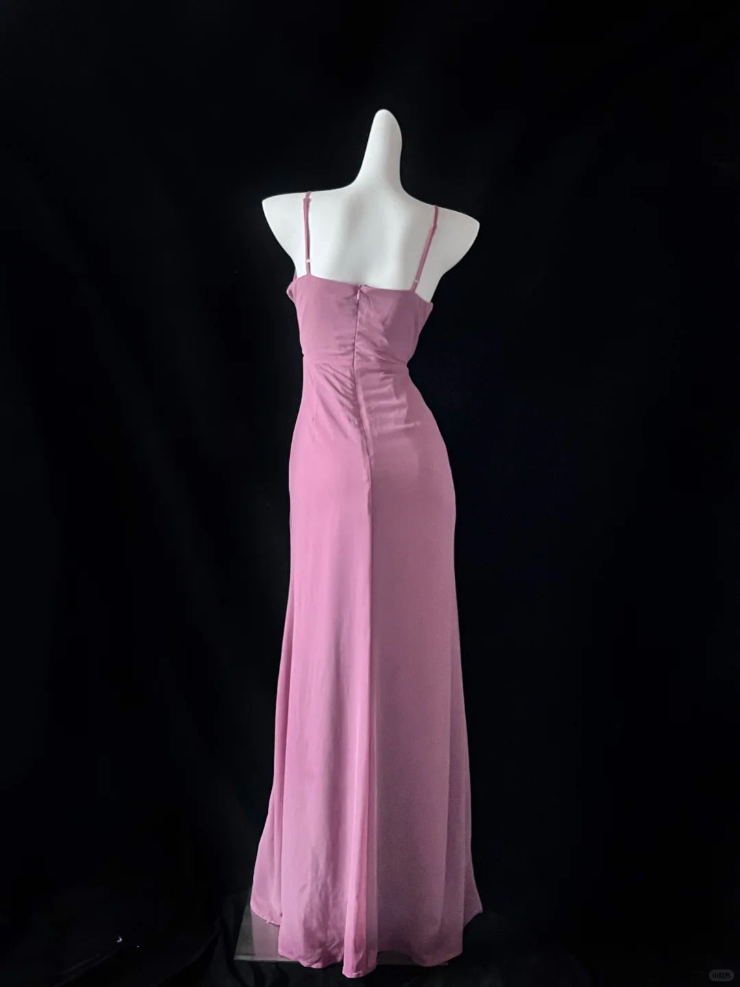 Rosa einzigartige stilvolle elegante Spaghettiträger herzförmiger Ausschnitt lange Chiffon Rüschen bodenlanges Ballkleid Abendkleid Ballkleid gh4075