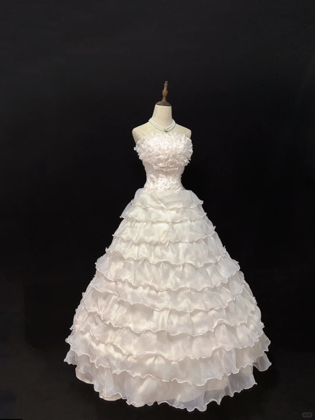 Blush Pink Strapless Dress With Lace Trim, Cinched Waist, Voluminous Tiered Skirt, Romantic Evening Dress & Wedding Gown gh8092