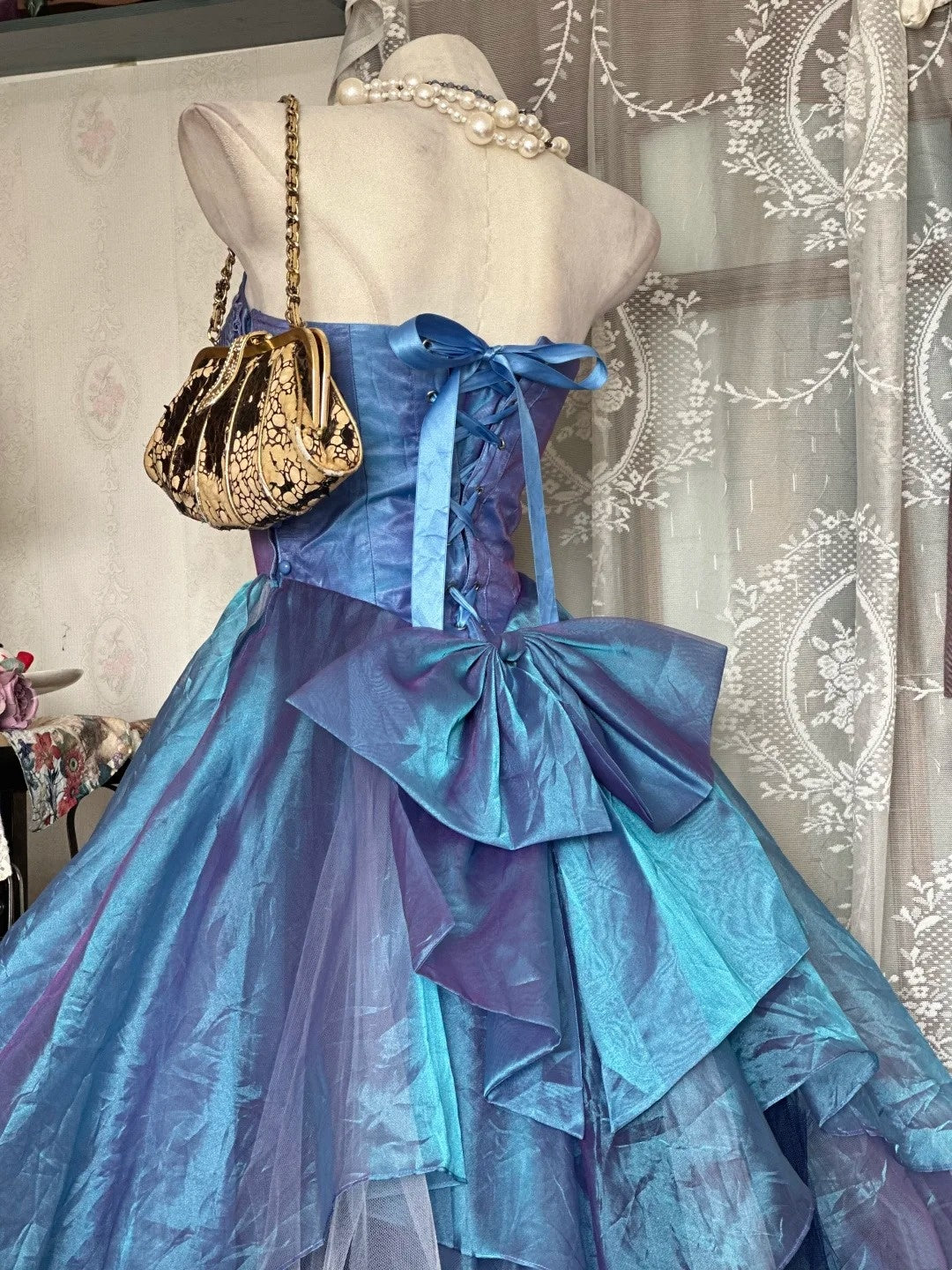 Vintage Court Style Blue-Purple Ombre Off-the-Shoulder Lace Ball Gown, Iridescent Organza Prom Dress gh7091