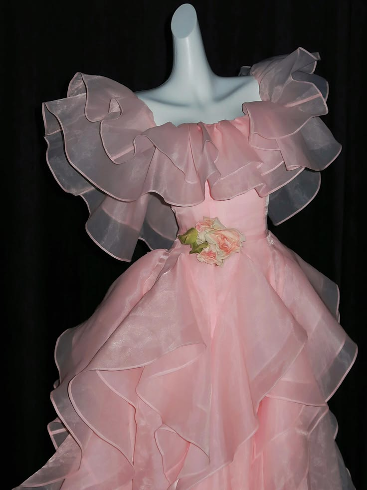 ✨Girlhomeshops-Pink Tiered Ruffle Organza Ball Gown Off Shoulder Prom Dress gh10191