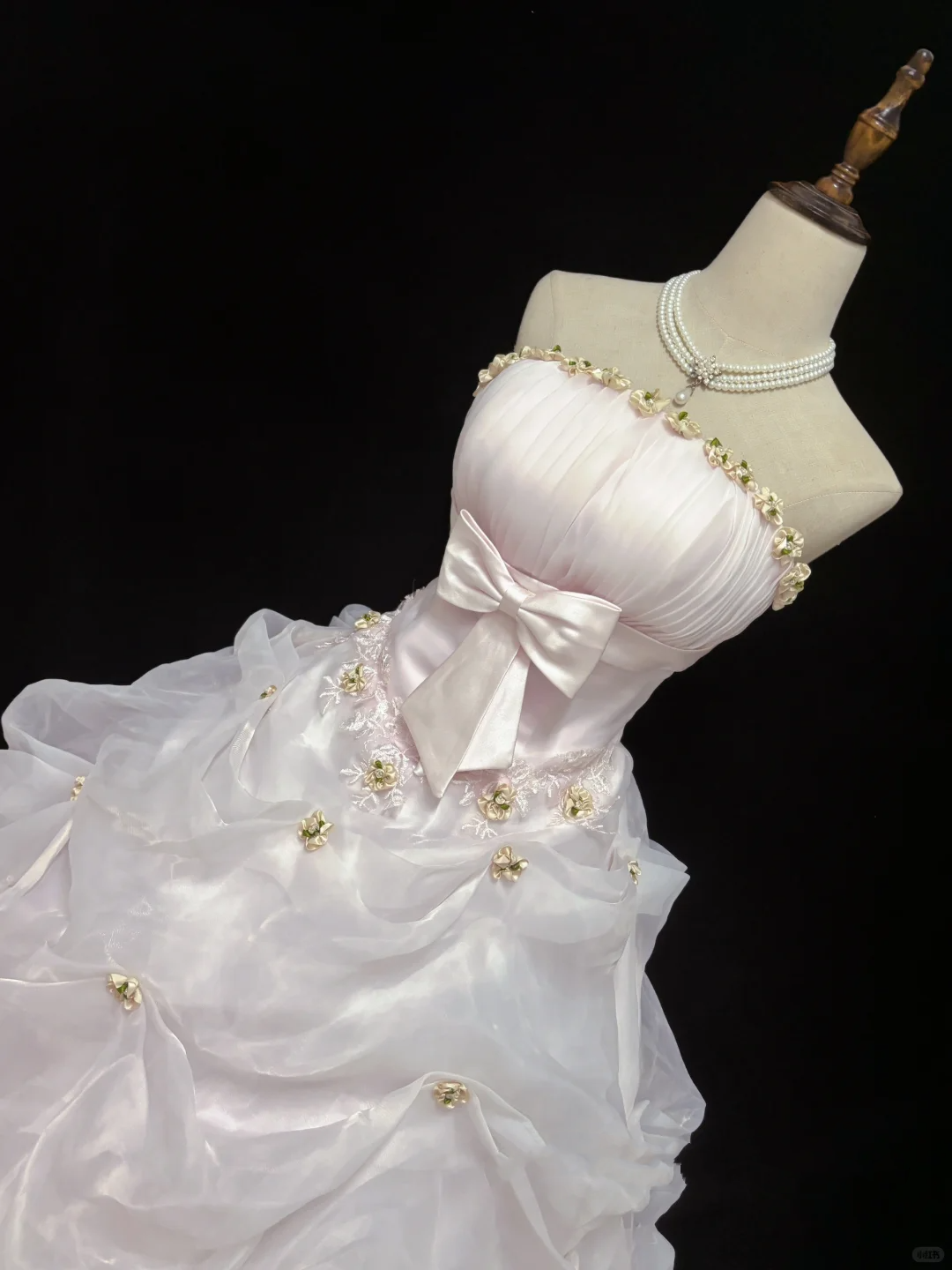 Blush Pink Strapless Gown, Cinched Waist, Voluminous Princess Skirt, Elegant Cute Romantic Dress, Wedding Gown gh8093