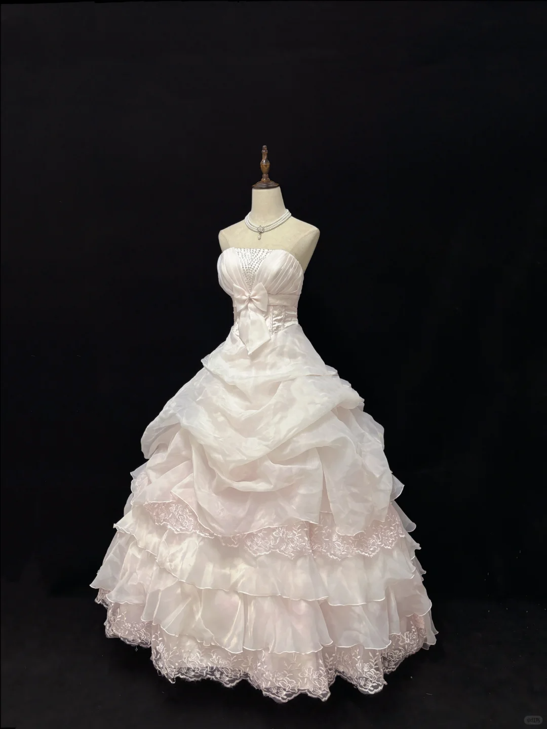 Blush Pink Strapless Vintage Luxury Romantic Dress, Cinched Waist, Voluminous Tiered Skirt, Wedding Gown gh8095