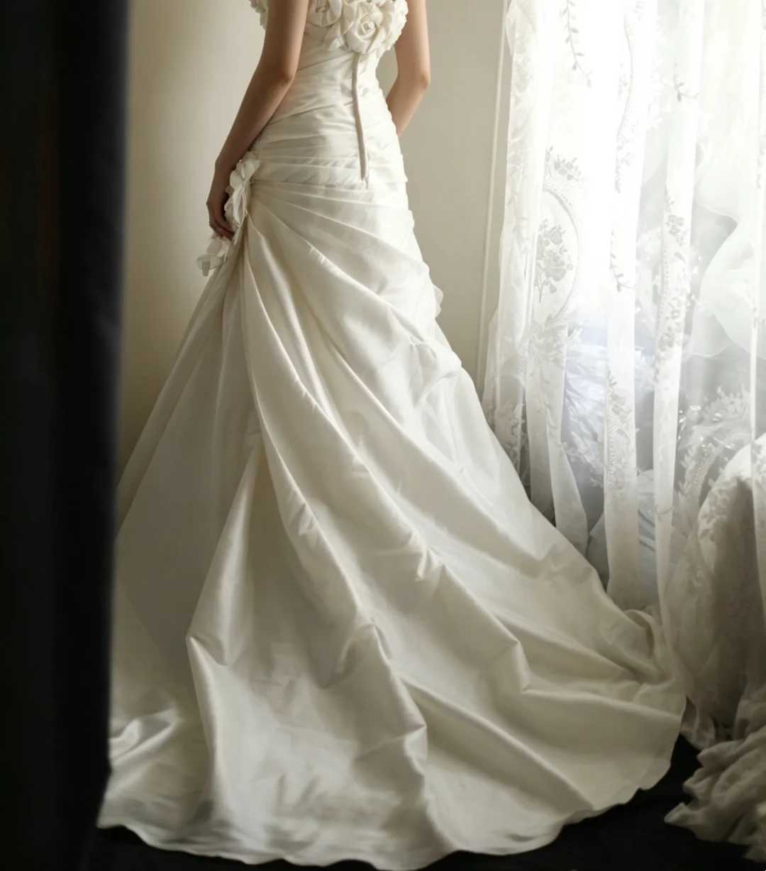 White strapless fitted waist vintage-style ball gown, evening gown gh7124