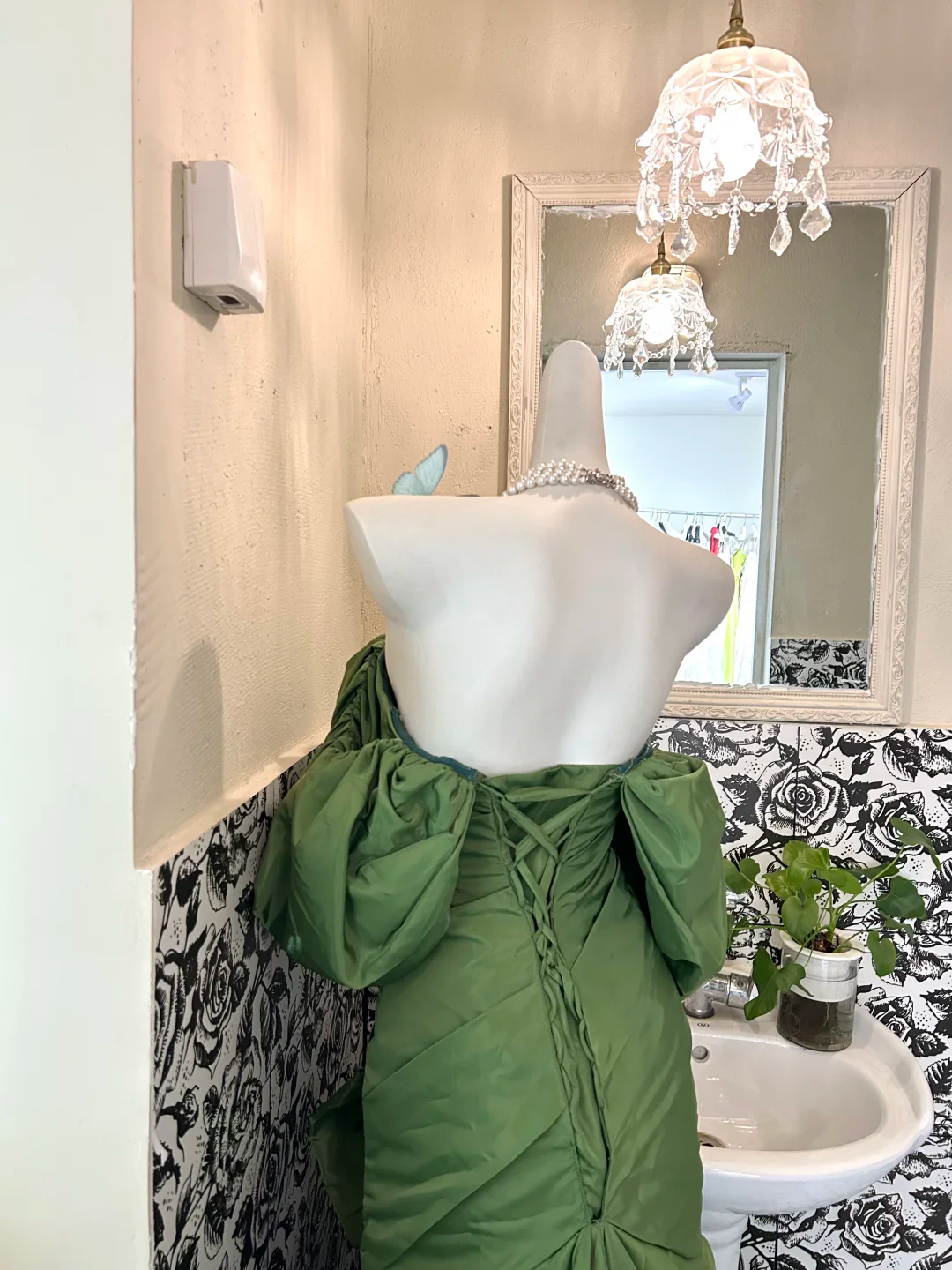 Green Strapless Soft Neckline Waist-Cinched Fitted Ruched Mermaid Skirt Long Romantic Dress gh7624