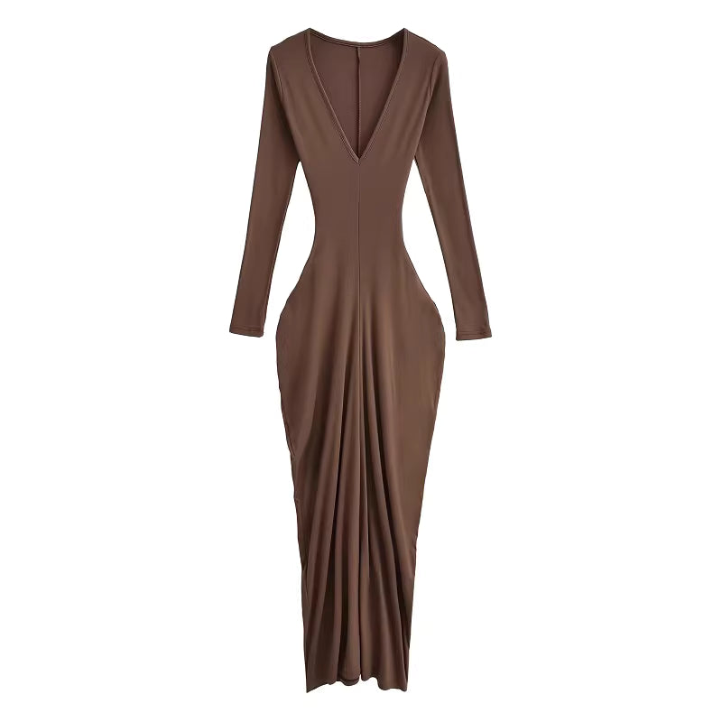 Jupe moulante plissée sexy style européen et américain, nouvelle robe longue élégante en maille épaisse brossée à col en V, référence 11426