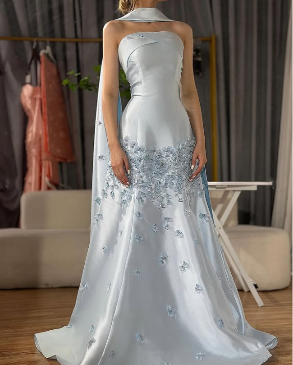 Robe de soirée longue en satin bleu magnifique et exquise avec des perles florales, robe de remise de diplôme gh3275