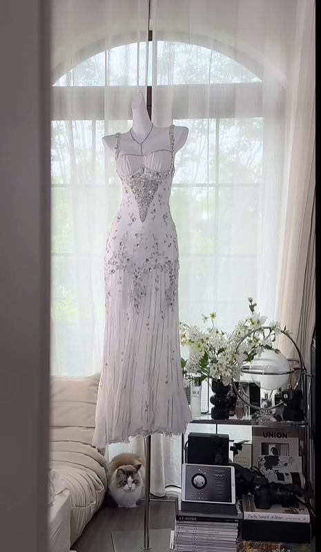 Weißes, glänzendes, perlenbesetztes, langes Chiffon-Ballkleid, Abendkleid, Partykleid gh4746