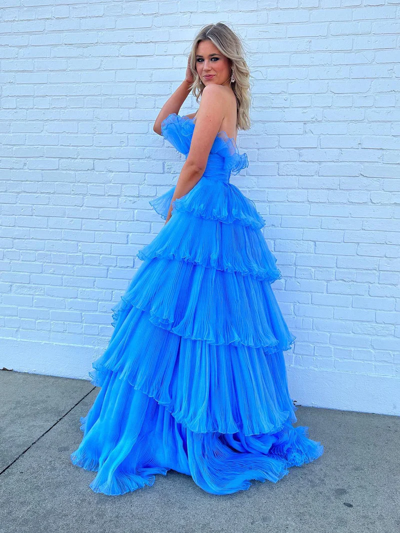 Robe de bal trapèze sans bretelles en tulle froissé à plusieurs niveaux gh2674
