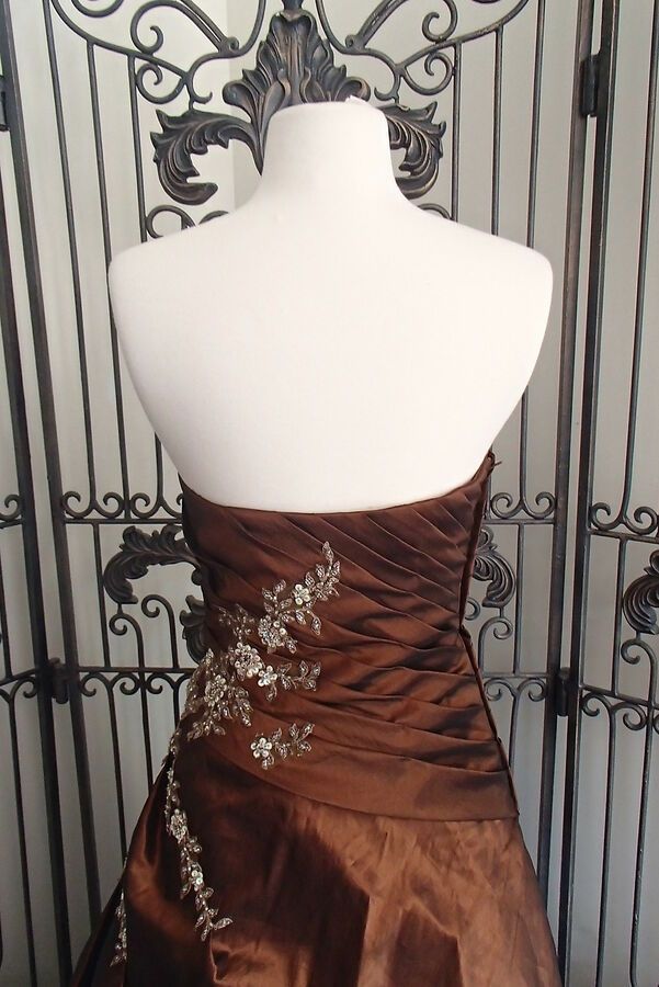 Wunderschönes Vintage-Abendkleid aus Satin mit exquisiter Applikation, langes, elegantes Ballkleid, braun, gh3313