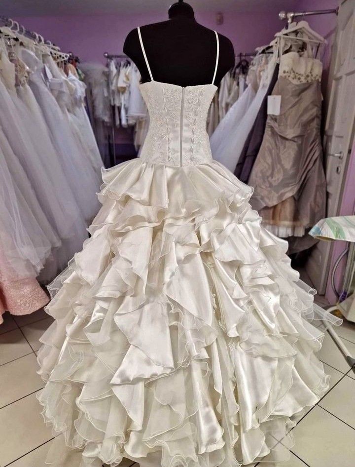 Elfenbein Mode einzigartige elegante Schleife A-Linie lange Satin Tüll Prinzessin Ballkleid Abendkleid Hochzeitskleid Erwachsene Zeremonie Kleid gh3555