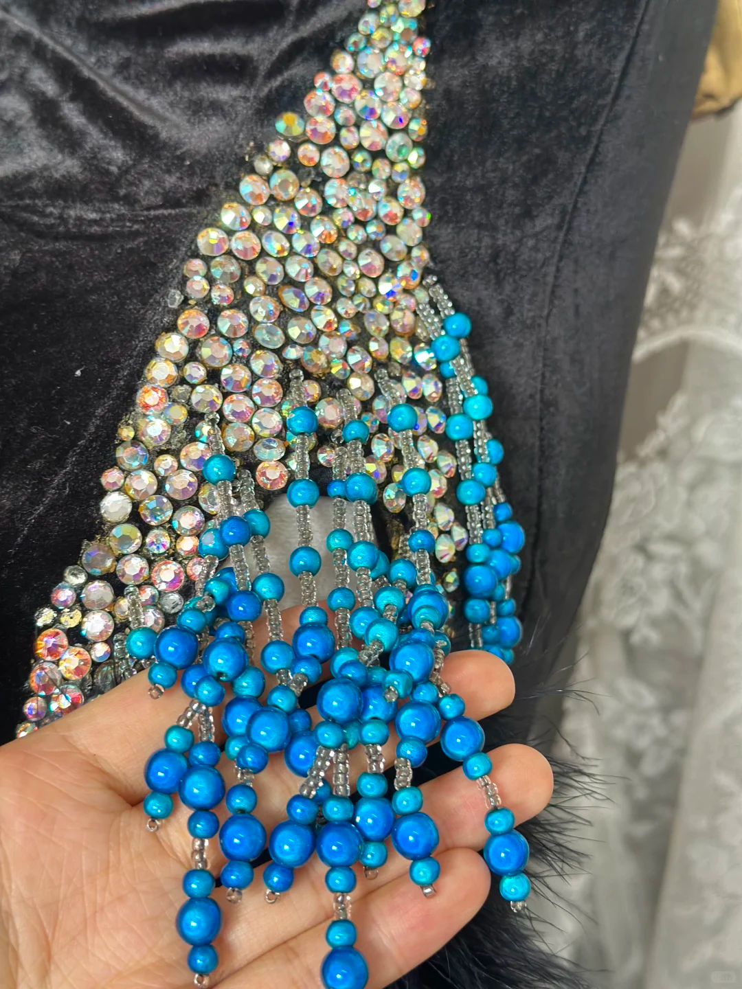 ✨Girlhomeshops-Black Velvet Halter Gown Rhinestone Tassel Feather High Slit gh10137