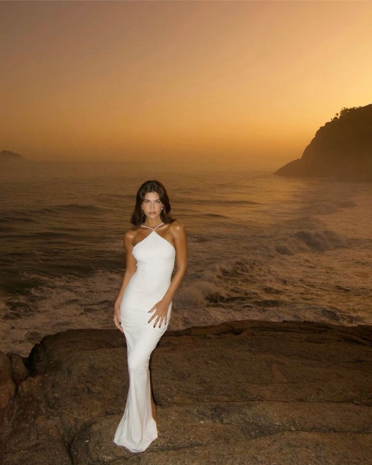 Robe de soirée sirène longue en satin blanc à bretelles croisées élégante et simple gh3169