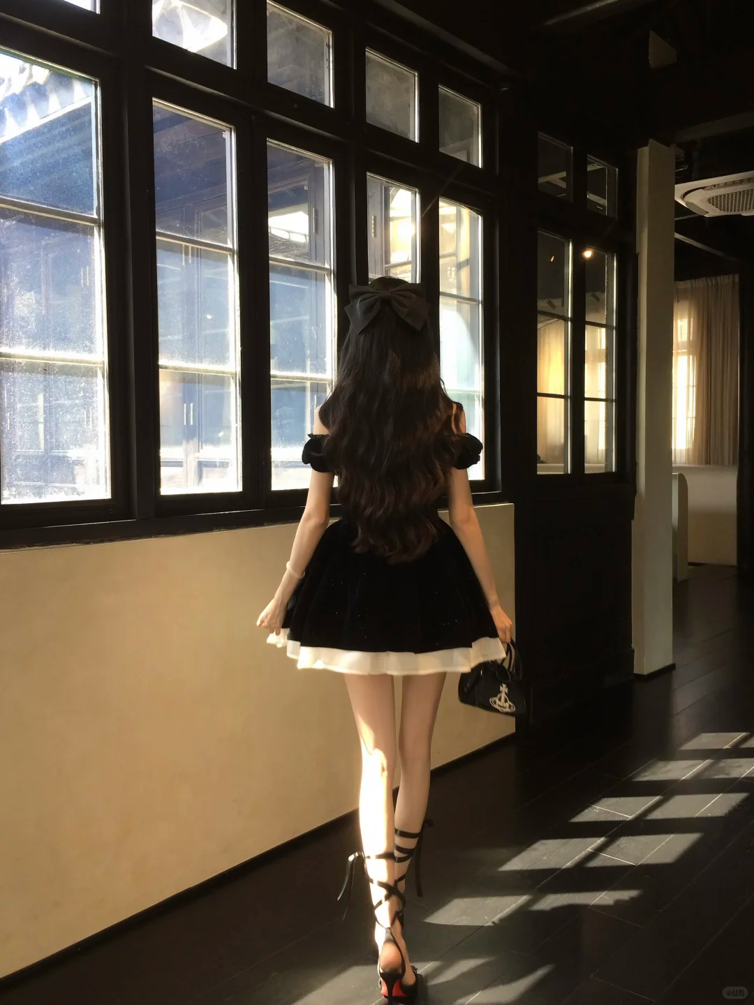 Women Vintage Black Off Shoulder Velvet Homecoming Dress Heart Neck Puff Sleeve Big White Bow Layered Skirt Short Prom Gown gh9435