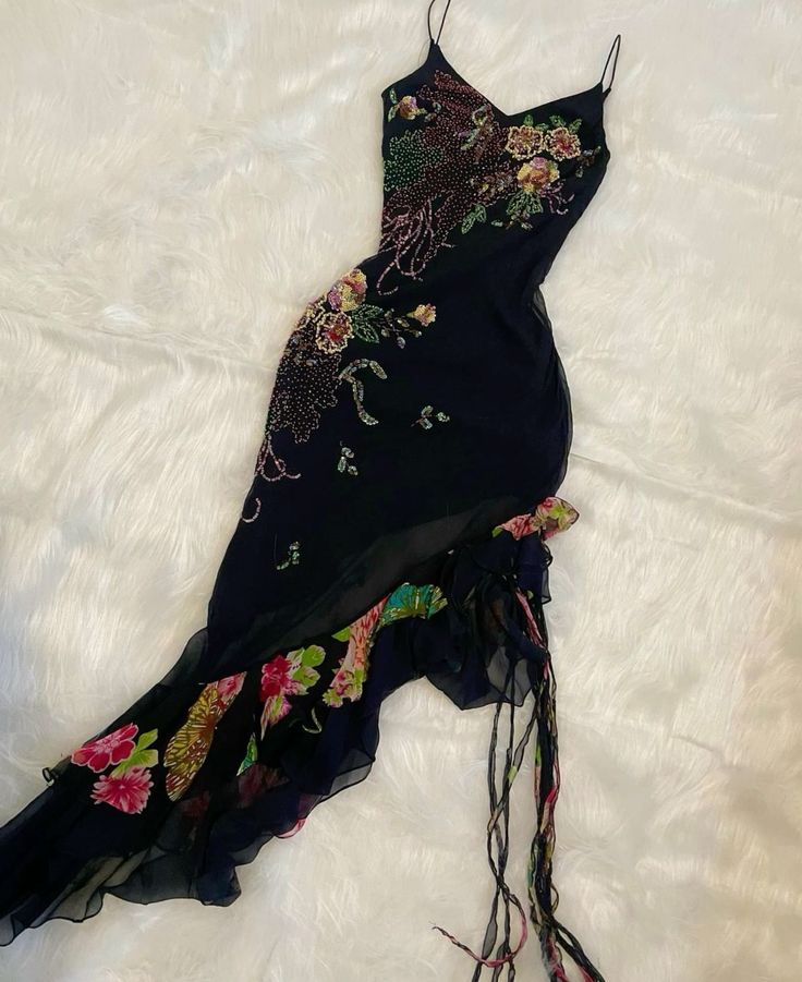Robe de soirée longue en mousseline de soie à volants, magnifique, exquise, colorée, avec des perles florales, robe de bal, gh3215