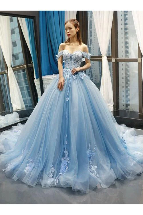 Hellhimmelblau schulterfreies Ballkleid aus Tüll mit Applikationen gh2282