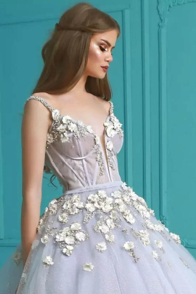 Ballkleid Spaghettiträger Quinceanera Kleider mit handgemachten Blumen Tüll gh2069