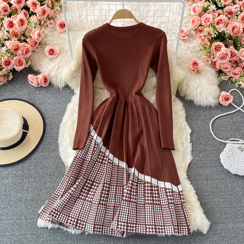 Cute long-sleeved knitted long-sleeved dress 168