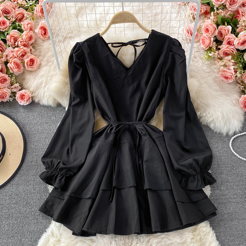 Robe mignonne à manches longues et col en V, robe tendance 408