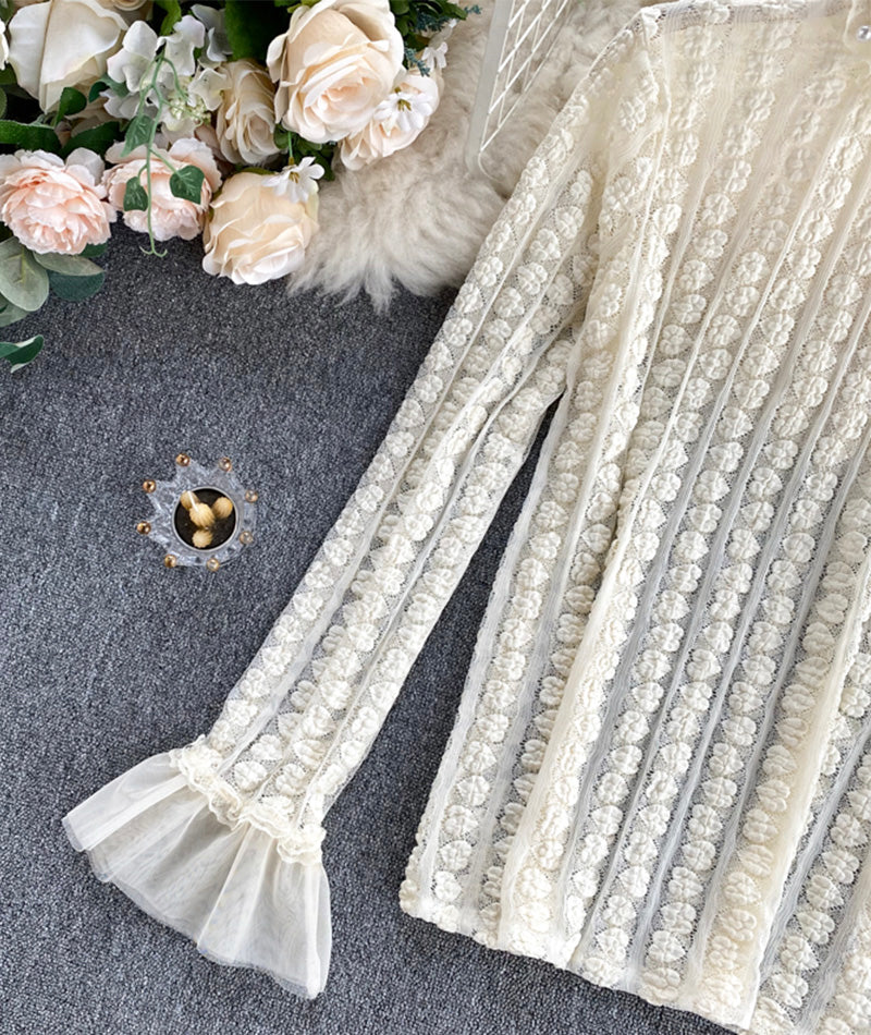 Cute turtleneck lace top 373