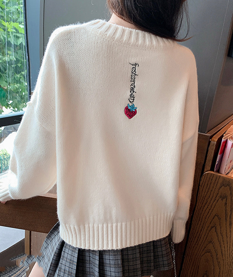 Pull ample à col rond mignon avec broderie de fraises et manches longues 108