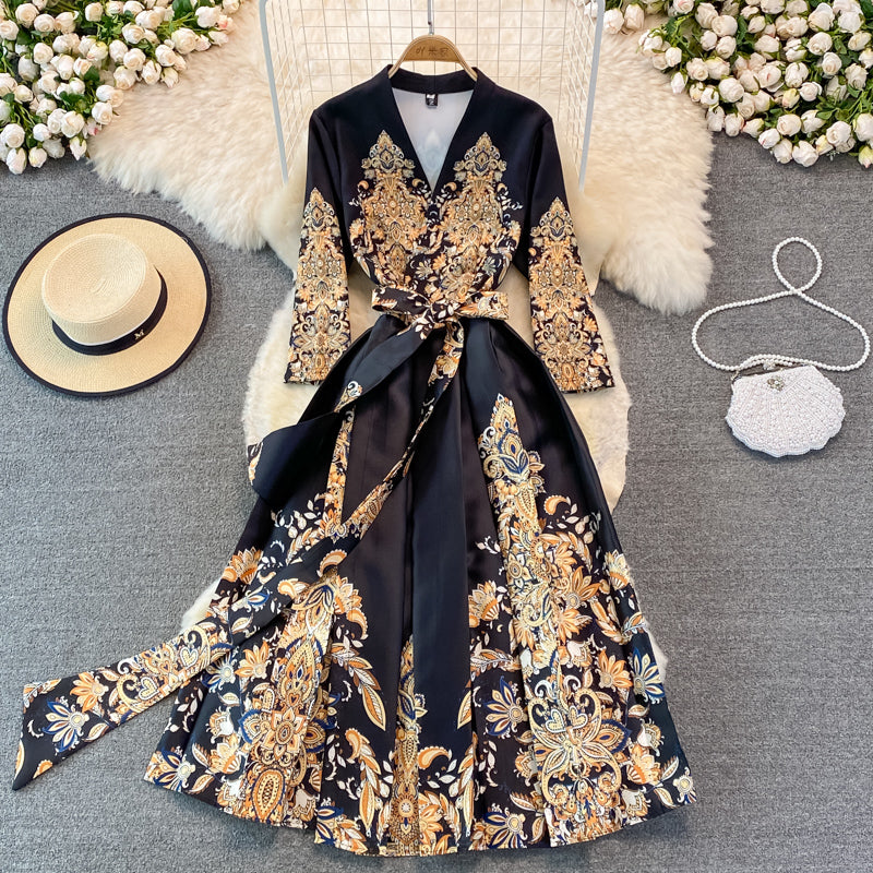 Robe à manches longues imprimée Court Vintage avec grande évasée 3382