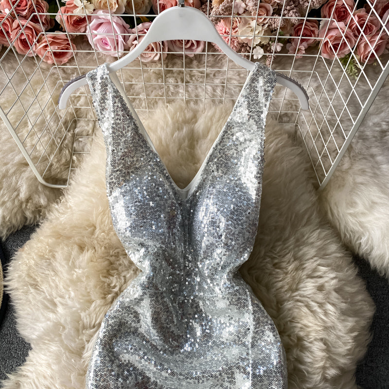 Robe à sequins slim à la taille 2828