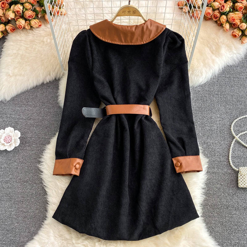 Robe à revers en velours côtelé Hepburn 3115