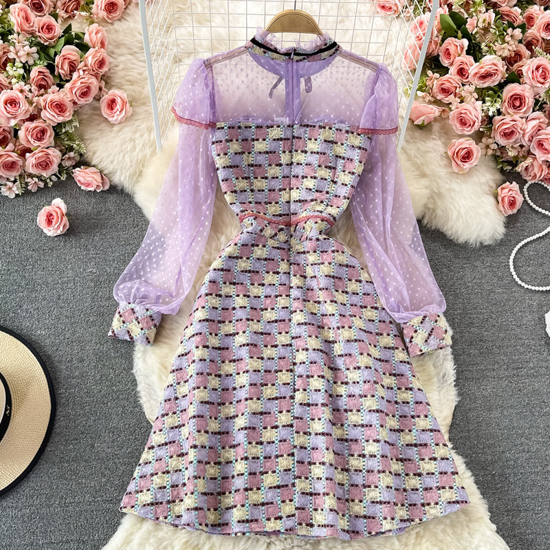 Robe en dentelle brodée à carreaux avec ruban à col 2912