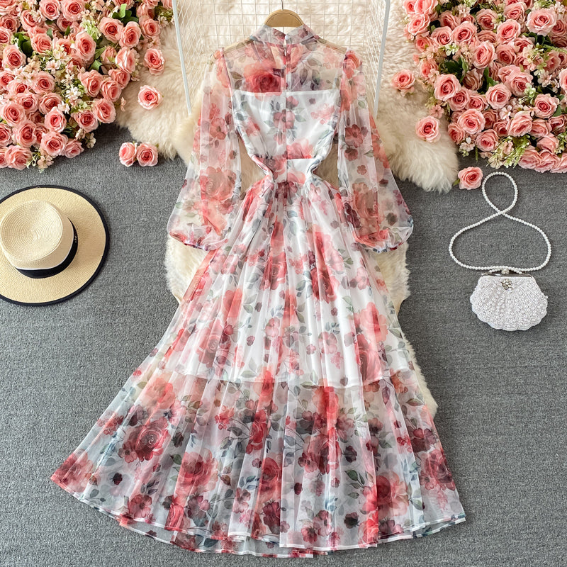 Robe en mousseline de soie à taille haute et à fleurs 2988