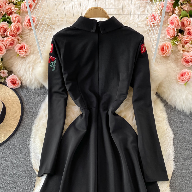Robe brodée à revers haut de gamme au tempérament de célébrité 2916