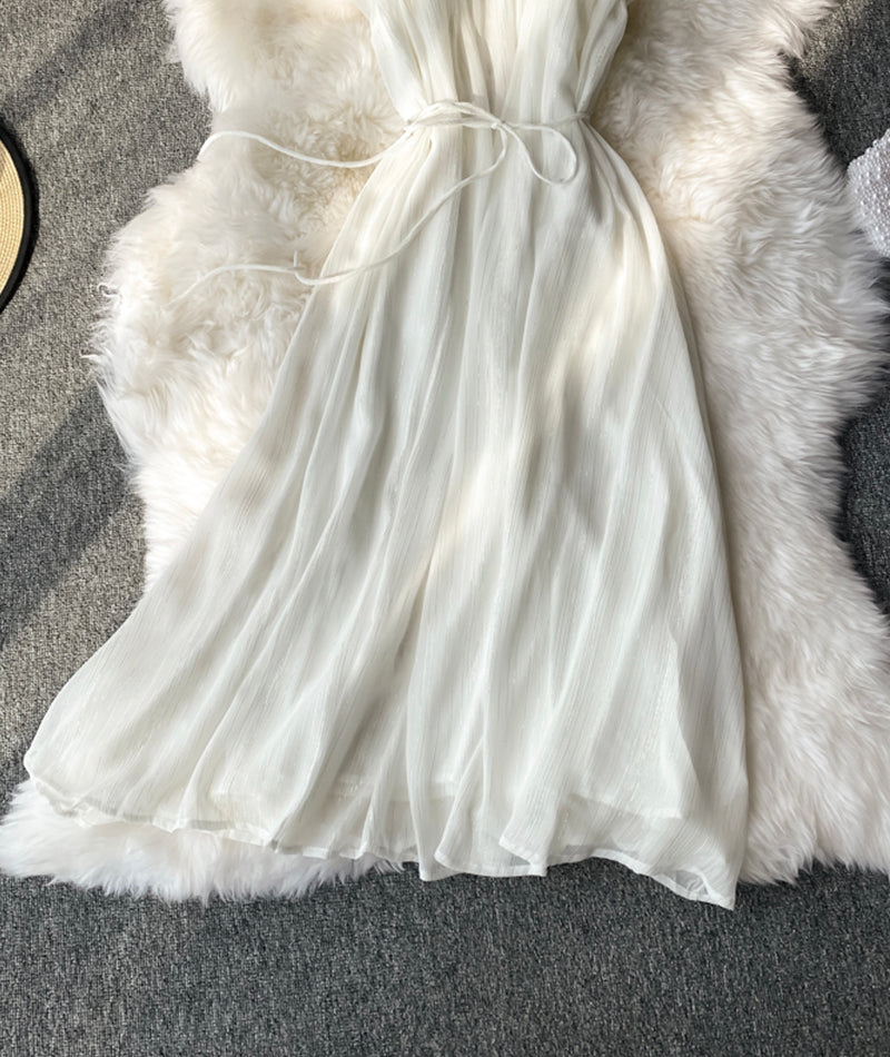 Robe noire en mousseline de soie douce coupe A 1062