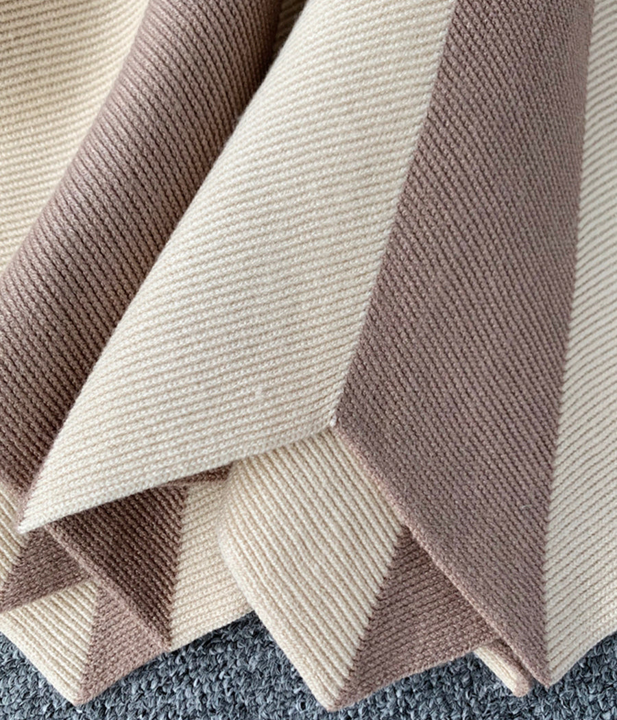 Ein Linienstreifenrock Hochwertiger Strickrock 3511