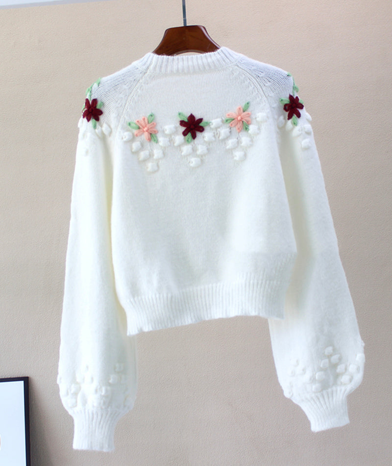Pull à manches longues à fleurs blanches douces 081
