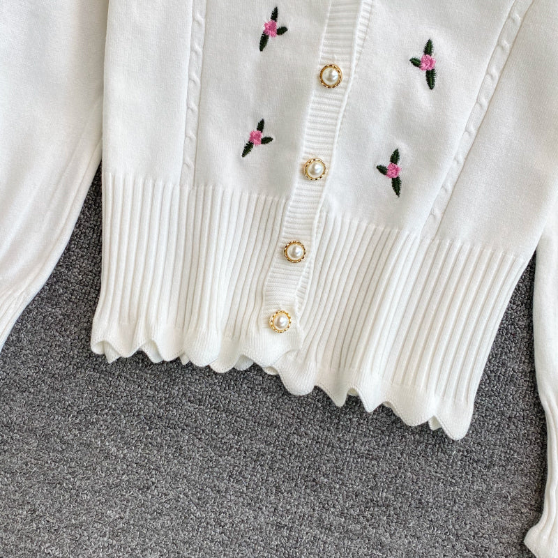 Süßer Cardigan mit langen Ärmeln und kurzem Pullover 002