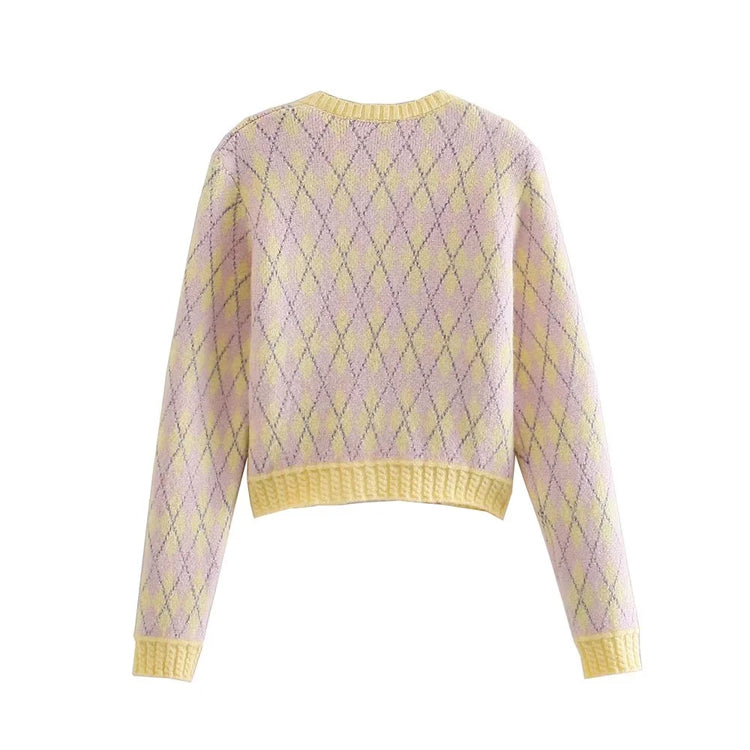 Vielseitige Pullover-Strickjacke mit Karomuster 7479