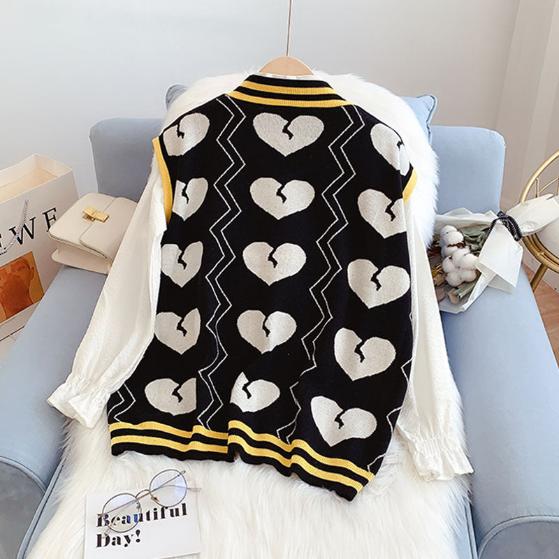 Gilet en tricot japonais brodé Love 5172