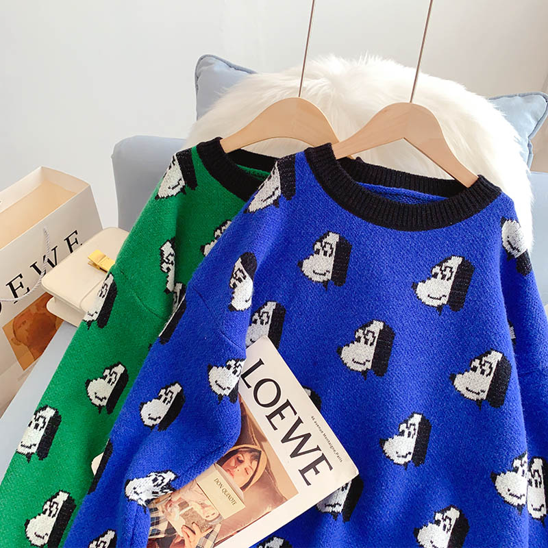 Pull à motif de chien de dessin animé mignon de style universitaire 5197
