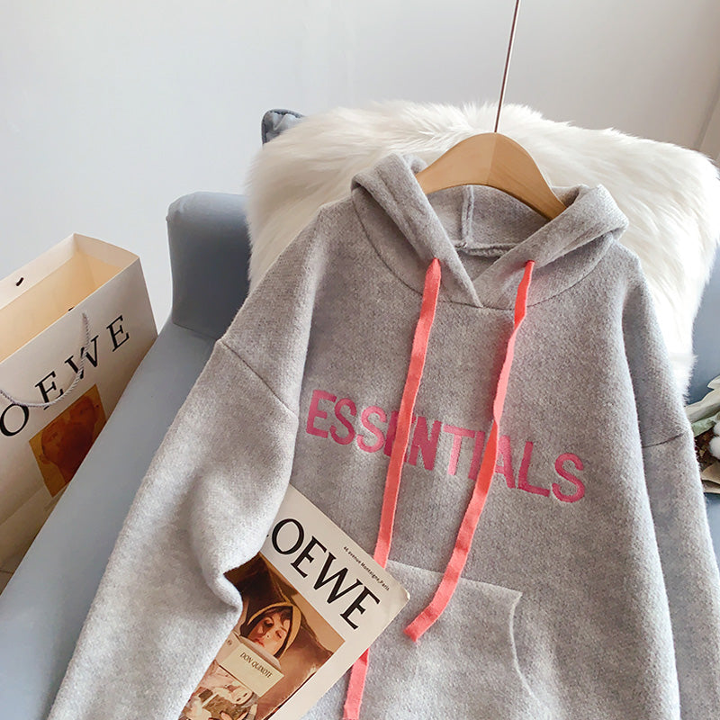 Pull à capuche brodé avec lettre paresseuse pour femme 5216